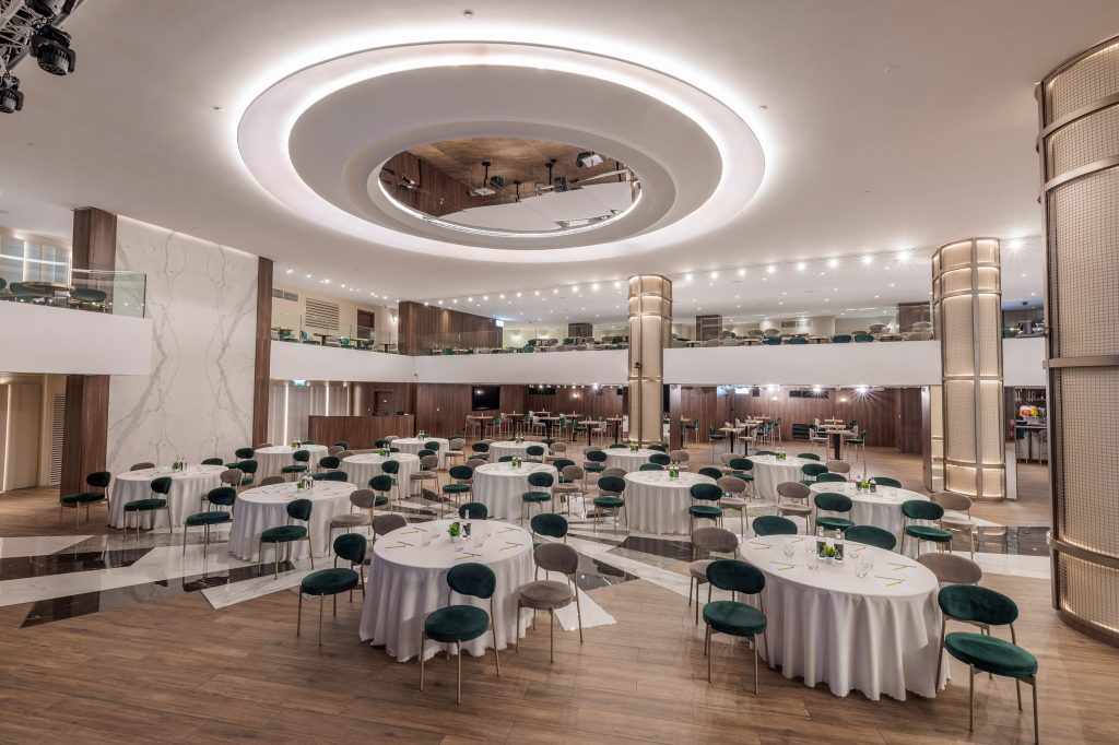 Astrales Grand Hall